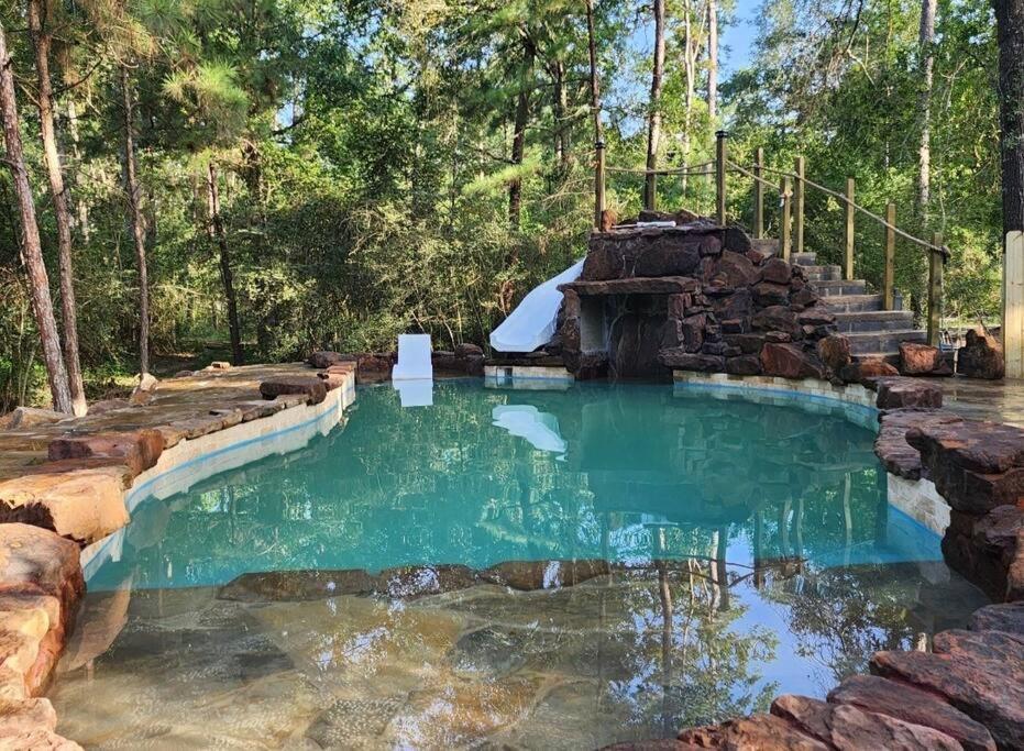 Waterfront Houston Hide Out In A Magical Forest Waller 外观 照片